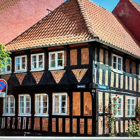 Dom wakacyjny Madam Bundsens Huse *