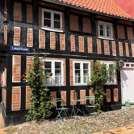 Madam Bundsens Huse بيت للعطل أسّينس